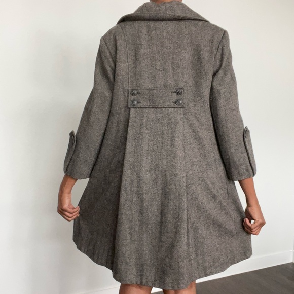 CAbi GRAYISH, BLACK & WHITISH TWEED MEDIUM LENGTH SWING PEA COAT - Picture 4 of 11